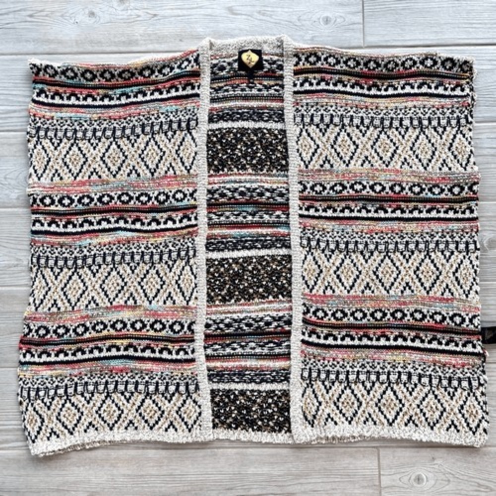 Z & L One Size Open Front Poncho Aztec Colorful Knit Boho Festival